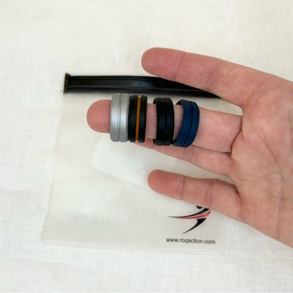 Roqaction Silicone Ring Set - Black, Blue, Silver, Orange - Picture 6 of 12